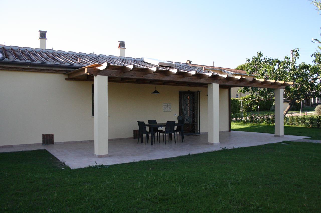 Agriturismo Dallolivo โบลเกริ ภายนอก รูปภาพ