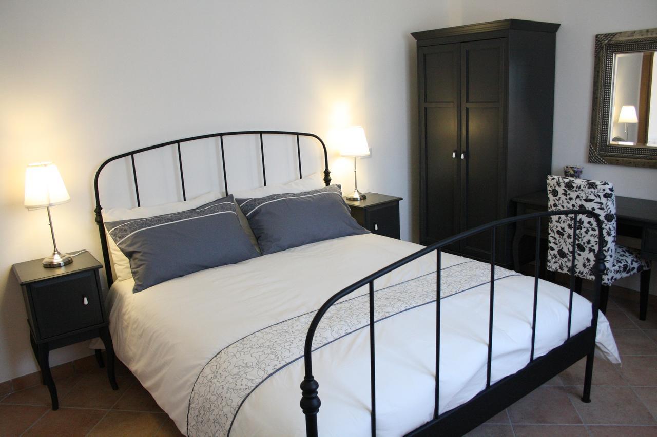Agriturismo Dallolivo โบลเกริ ภายนอก รูปภาพ