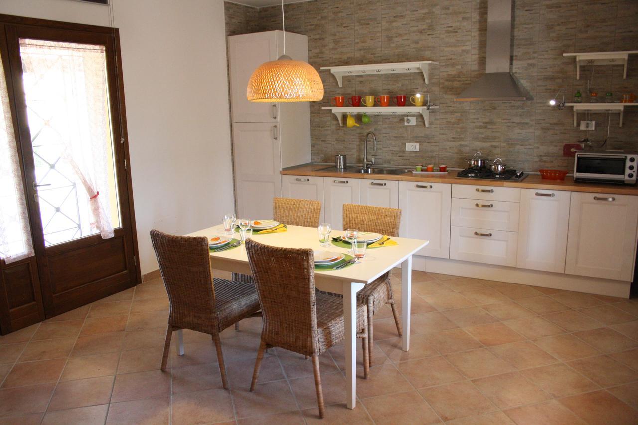 Agriturismo Dallolivo โบลเกริ ภายนอก รูปภาพ